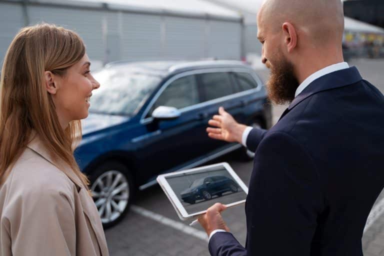 Qui peut participer aux ventes aux enchères de voitures