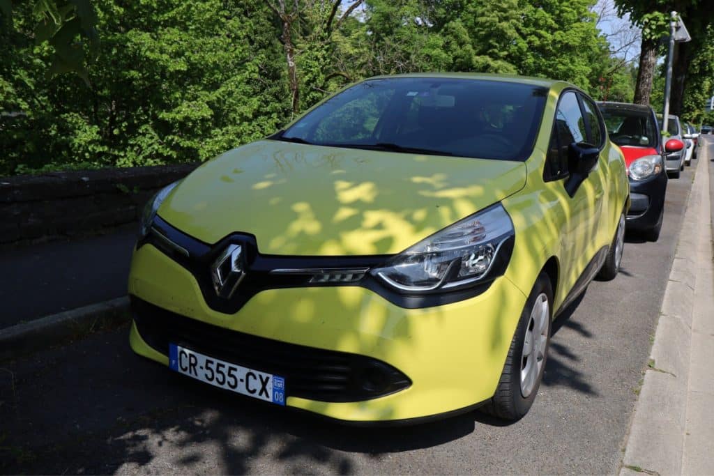 Comment régler le problème du voyant vidange sur une Clio 3 ?