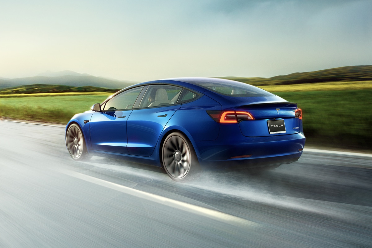 Elon Musk envisage de révolutionner le marché de l'électrique en produisant une Tesla à 22 000€ seulement