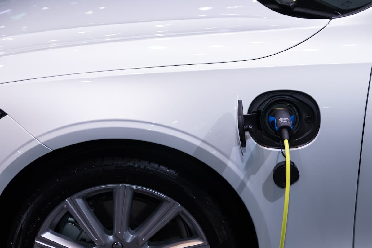 Étonnant ! Pourquoi votre voiture électrique siphonne-t-elle plus d'énergie en hiver Révélations !