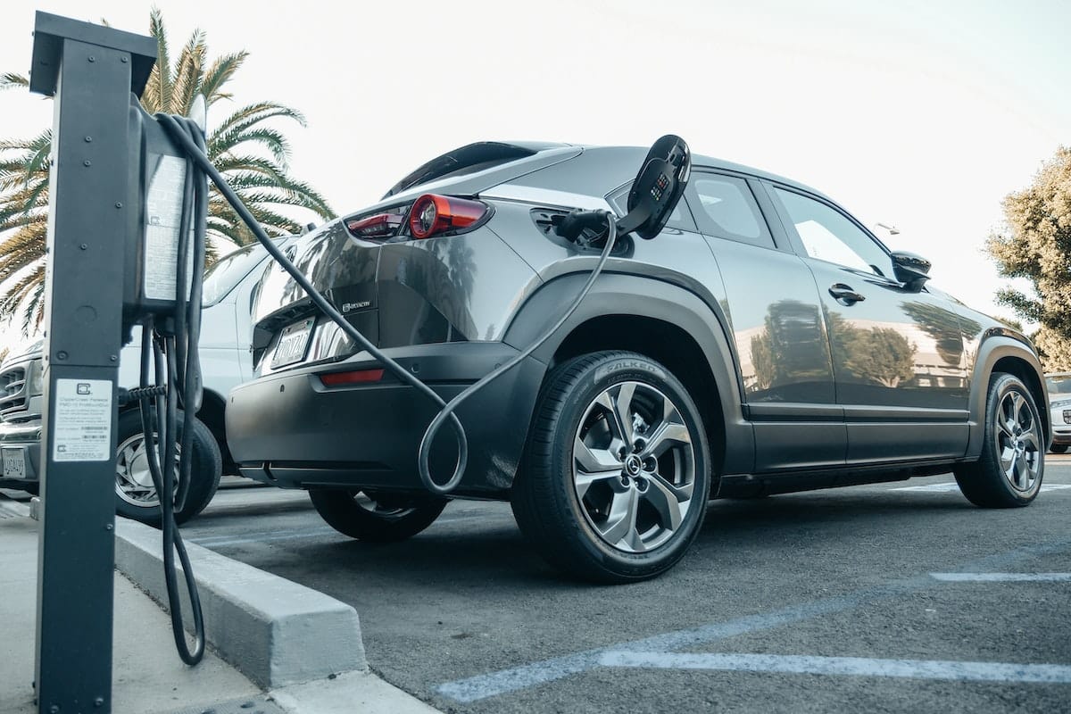 Le futur des véhicules électriques une recharge en 10 minutes, c'est maintenant possible !