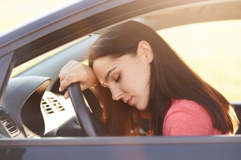 Somnolence au volant Partez en vacances dans les meilleures conditions grâce à ces conseils