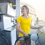 🚫 L'erreur coûteuse à éviter absolument à la pompe à essence