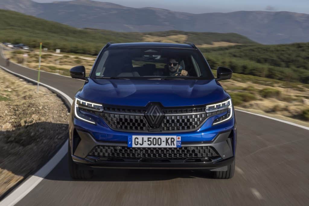 Renault Austral E-Tech Le SUV technologique qui redéfinit le confort et la performance